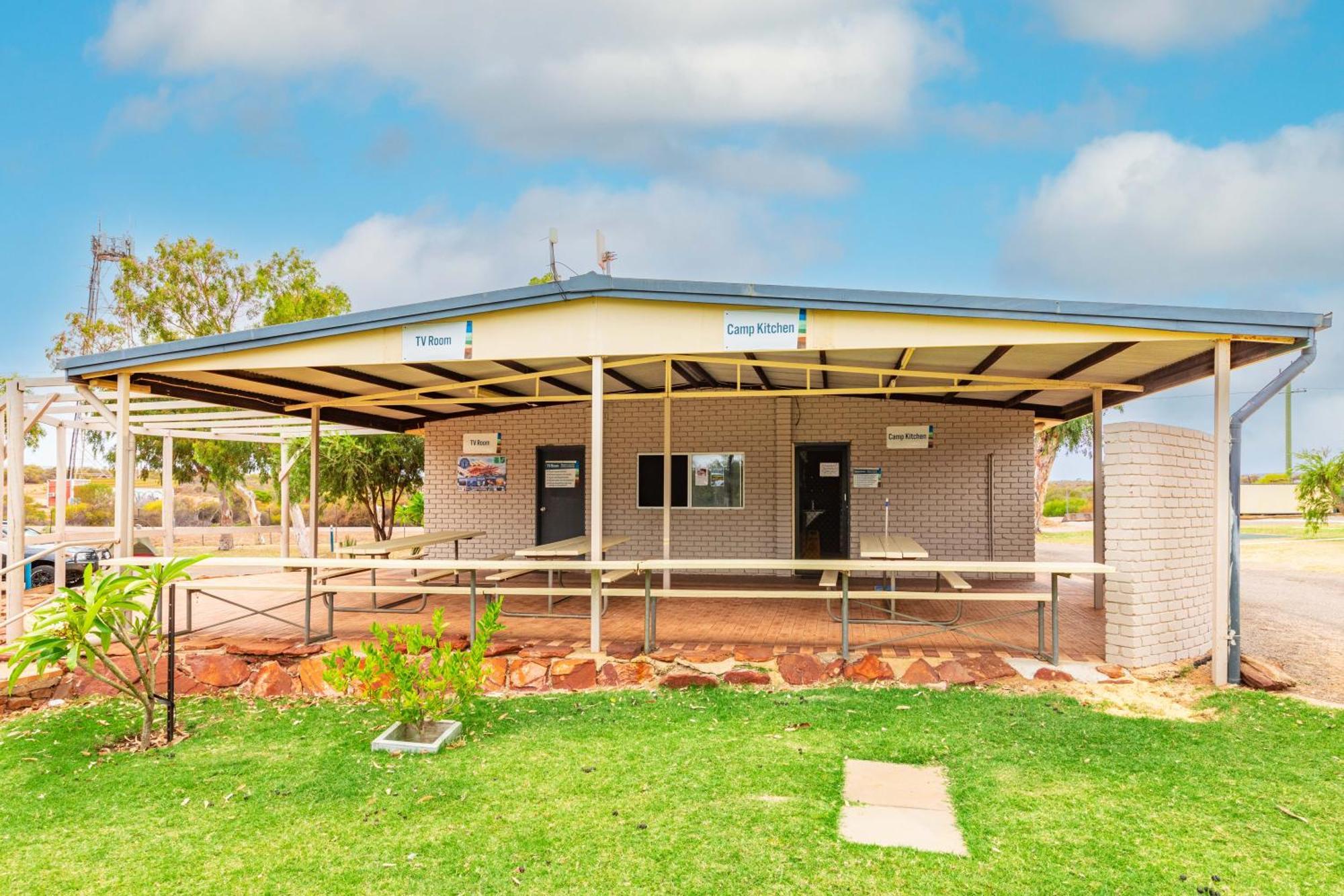 Kalbarri Tudor Holiday Park Exteriör bild